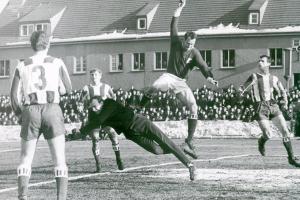 Fußball historisch Leipzig
BSG Chemie Leipzig 

Foto: Westend-Presseagentur
Bauchspieß Fussball Fußball c